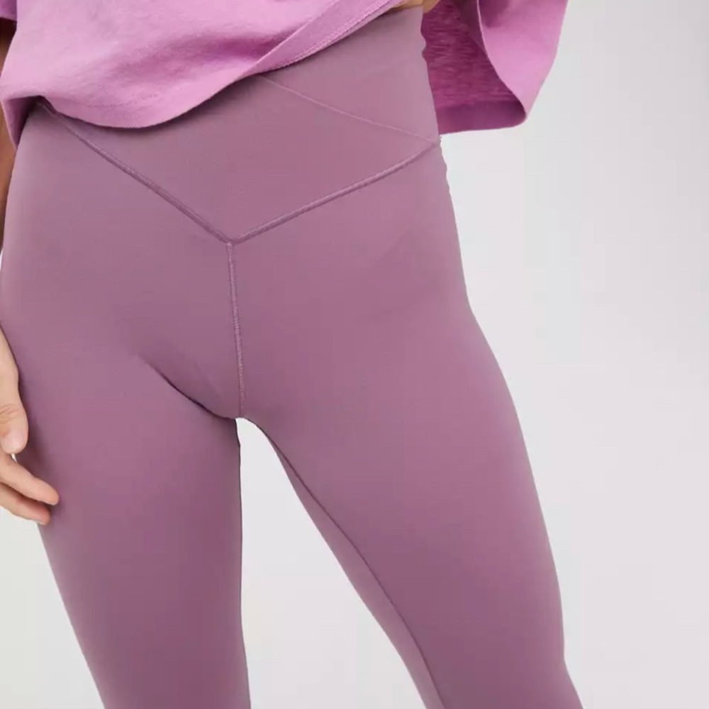 Aerie Purple “TikTok” Crossover Leggings
